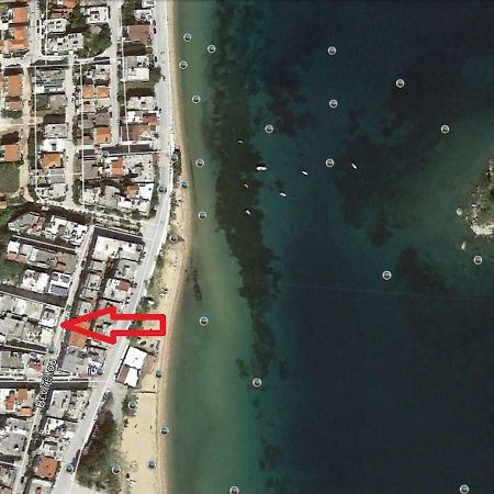 White Apartment 70M From The Sea Néa Péramos Εξωτερικό φωτογραφία